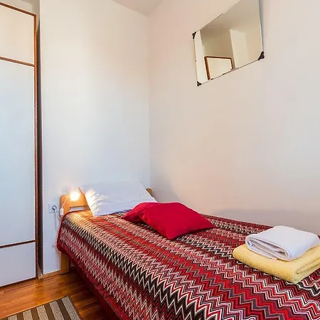 Apartment Grabro *